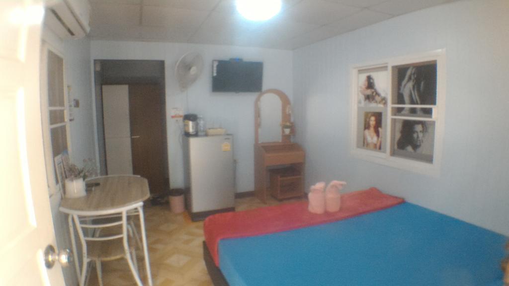 Hi Tech Resort Kabin Buri Ngoại thất bức ảnh