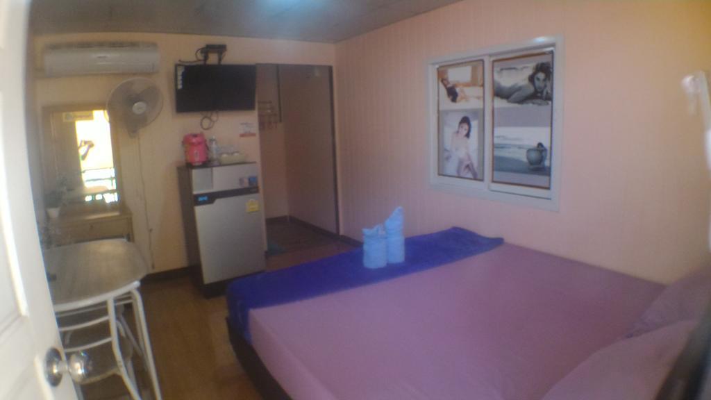 Hi Tech Resort Kabin Buri Ngoại thất bức ảnh
