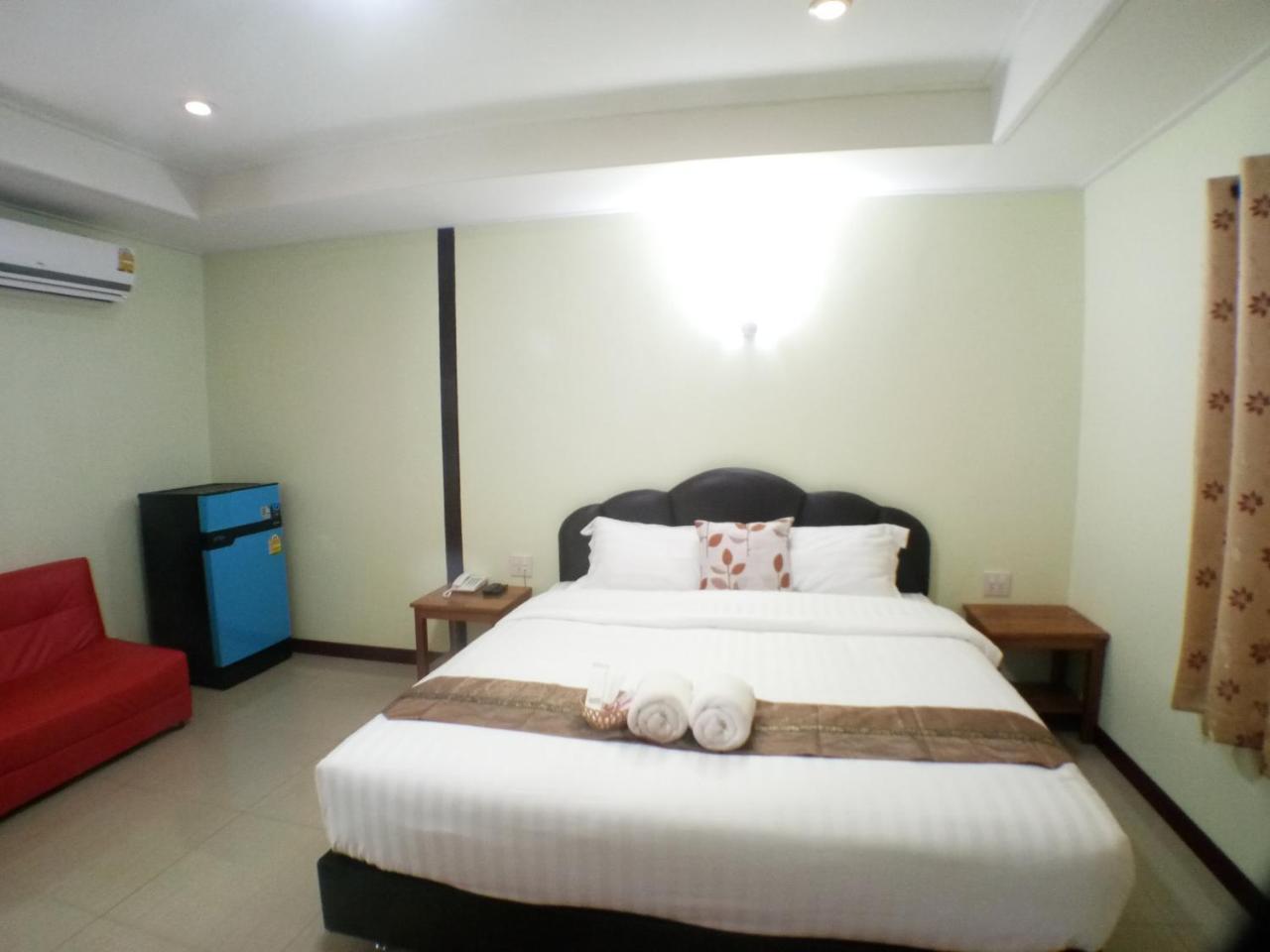 Hi Tech Resort Kabin Buri Ngoại thất bức ảnh