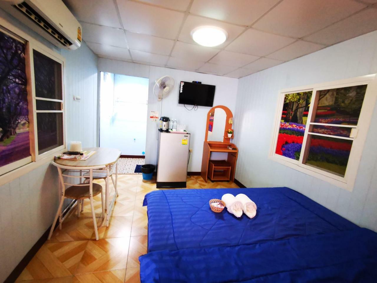 Hi Tech Resort Kabin Buri Ngoại thất bức ảnh