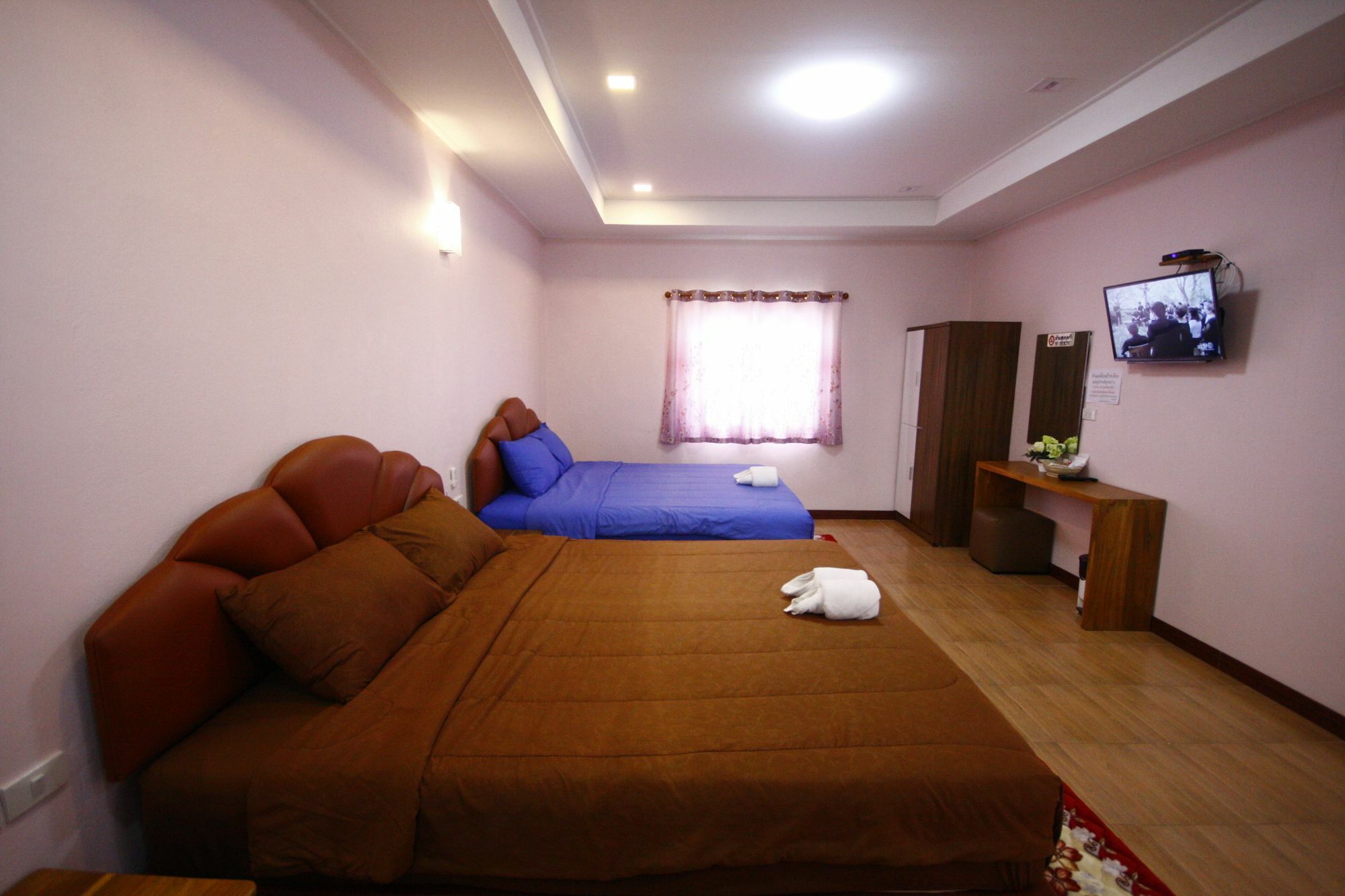 Hi Tech Resort Kabin Buri Ngoại thất bức ảnh