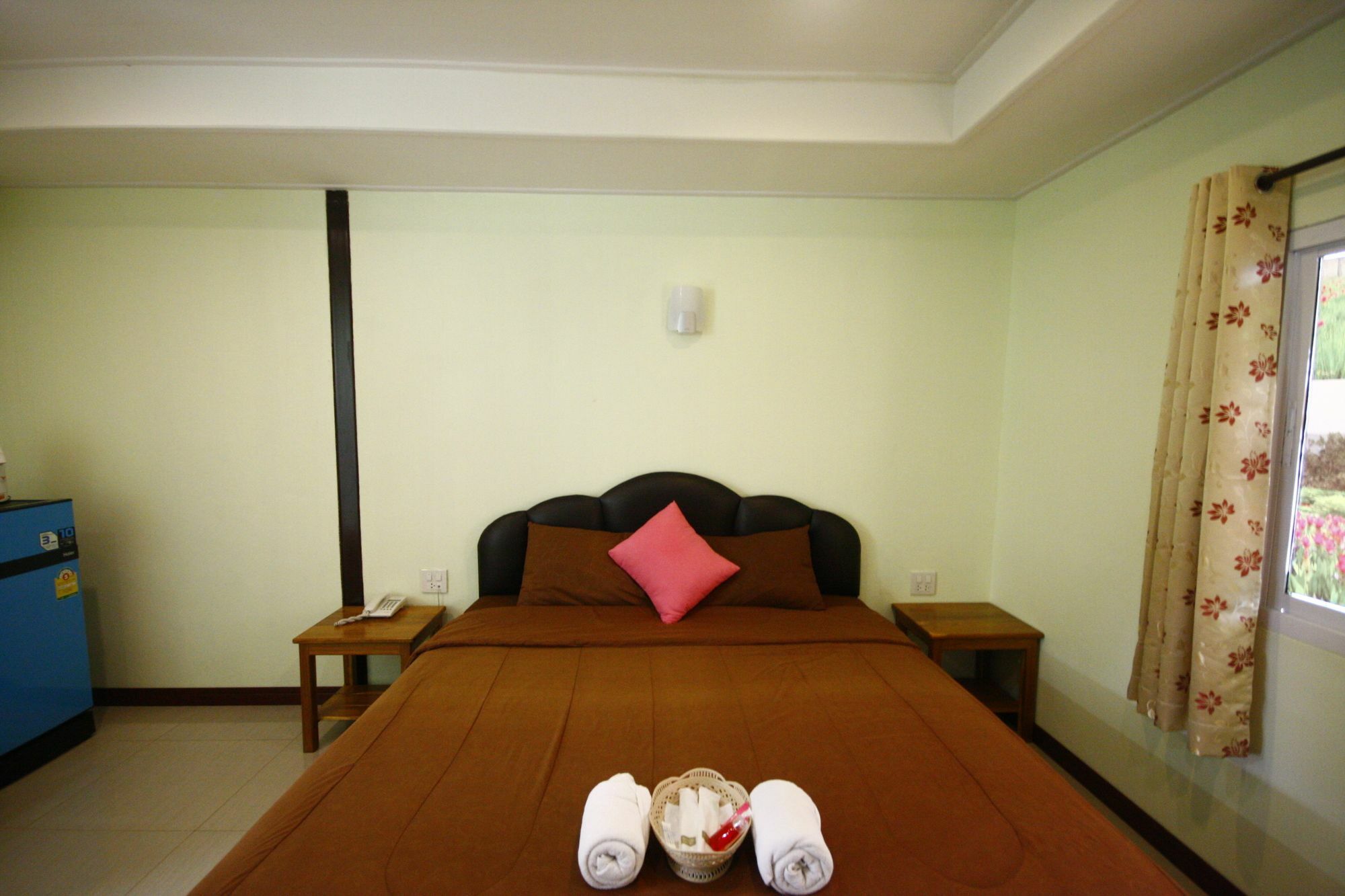 Hi Tech Resort Kabin Buri Ngoại thất bức ảnh